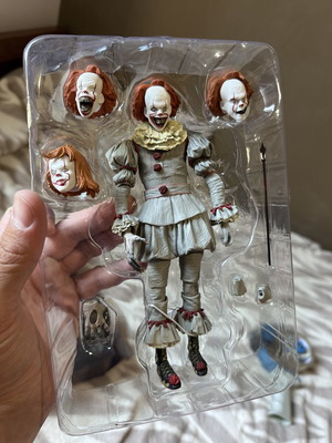 Pennywise 2017 figure 18 cm