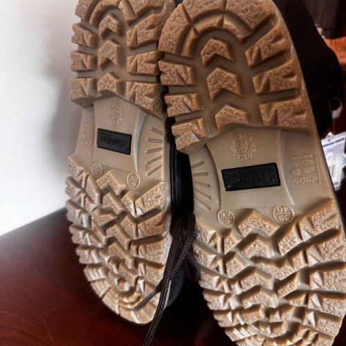 Waterproof boots new, size 39/40, brown