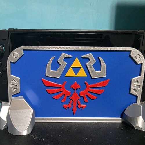 Switch 2 dock cover Zelda like new