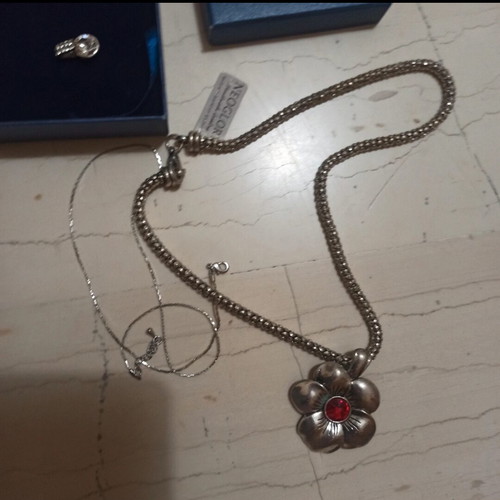 2 Neoglory Collection necklaces with Swarovski elements like new, silver