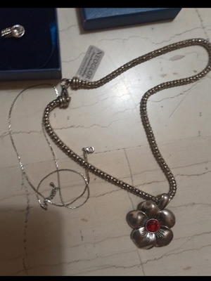 2 Neoglory Collection necklaces with Swarovski elements like new, silver