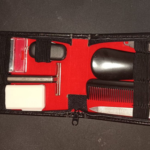 Vintage Travelling Kit complete grooming set with box