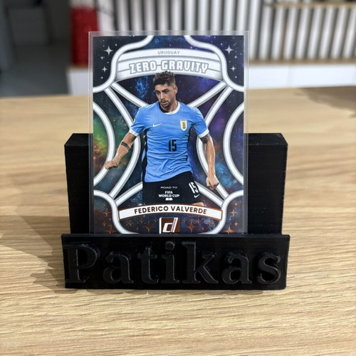 Panini Donruss Road to FIFA World Cup Zero Gravity Federico Valverde card like new