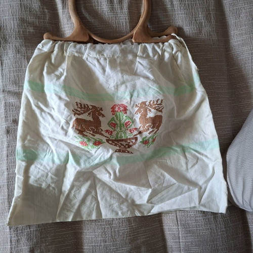Handmade fabric shoulder bag like new, white