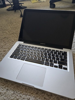 MacBook Pro i5 2.6GHz 13.3 Retina Display SSD 8GB RAM μεταχειρισμένο