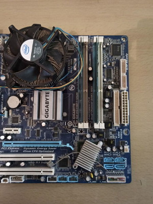 Motherboard Gigabyte GA-EG41MFT μεταχειρισμένη με CPU Core™ 2 Quad και μνήμη 6GB
