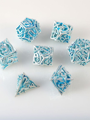 Dungeons & Dragons metal dice set with pouch new