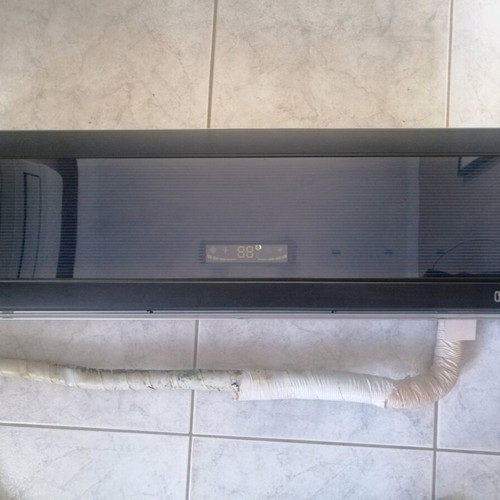 Air conditioner 12000btu used with indoor mount