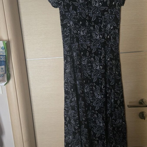 Long dress Pink Woman like new, boho style with front slit and soft back elastic