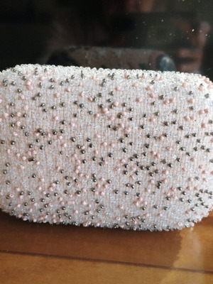 Clutch bag embroidered like new with beads and chain