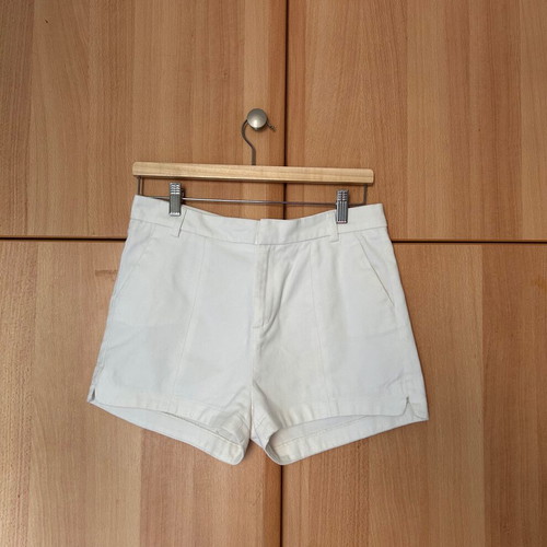Stradivarius white shorts like new, size L 40 12