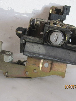 Ключалка за багажник Skoda Octavia 4 '98-'04 употребявана