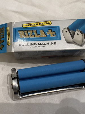 Rizla+ Premier Metal rolling machine new, durable metal body