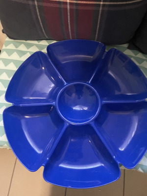 Serving tray used with six sections