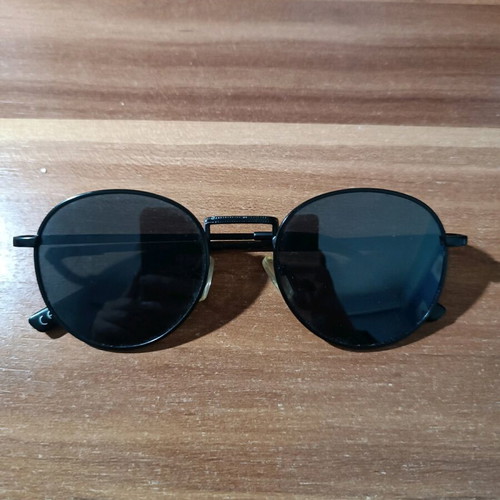 Sunglasses like new, black, UV protection category 3
