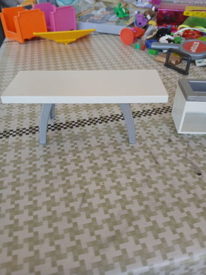 Playmobil τραπέζι και νεροχύτης μεταχειρισμένα