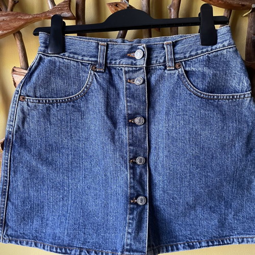 Benetton denim skirt size S like new, blue, A-line with buttons