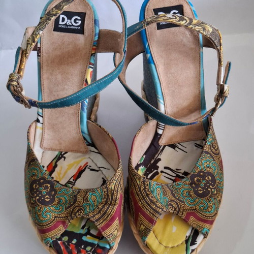 Dolce & Gabbana Multicolor Wedge Sandals 37EU used, printed fabric