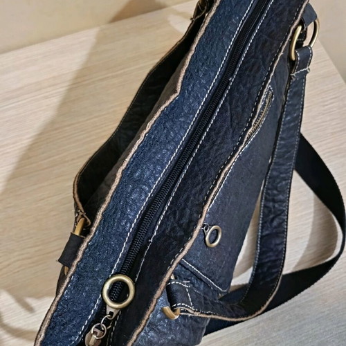 Large crossbody bag new, black 41×29×13 cm