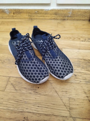 Women's athletic shoes like new, blue, size 39