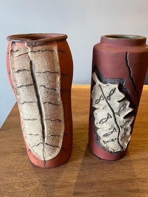 Clay vases new, set of two pieces
