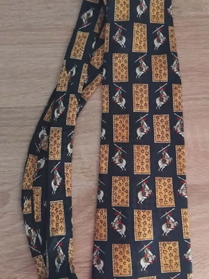 Silk tie like new