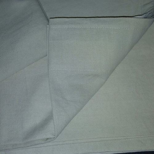 Curtains cream set of 2 like new, hotel quality fabric