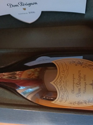 Dom Pérignon Vintage 1996 σαμπάνια καινούργια με αυθεντικό κουτί
