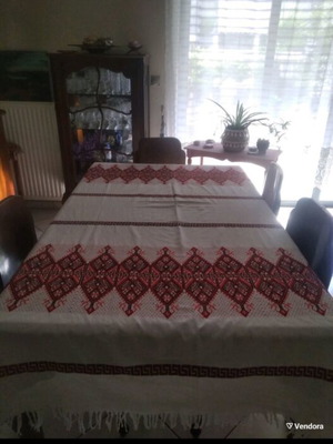 Traditional Greek Woven Tablecloth like new with Minoan design