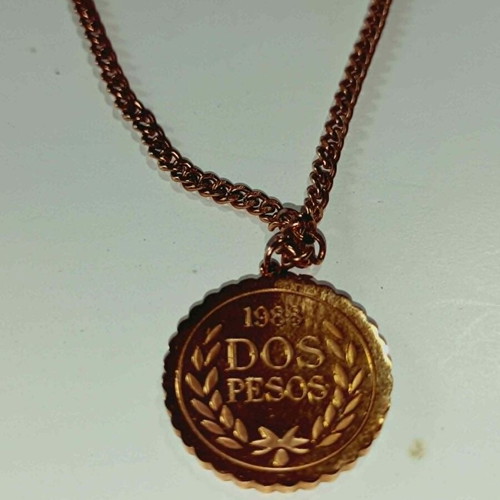 Necklace with Queen Elizabeth pendant, gold color, new, 75 cm