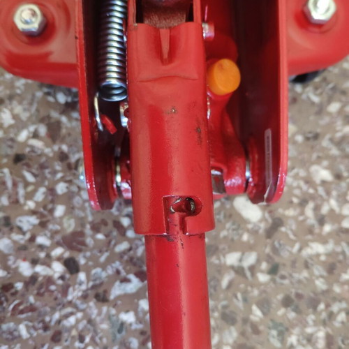 Hydraulic jack "Crocodile" 2 ton used with case for repair or spare parts