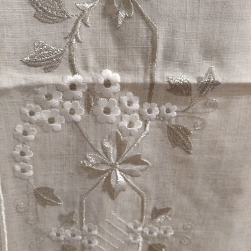 Tablecloth set of 4 pieces new