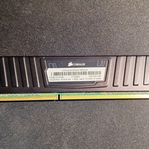 Corsair VengeanceLP DDR3 RAM stick 4GB 1600MHz like new
