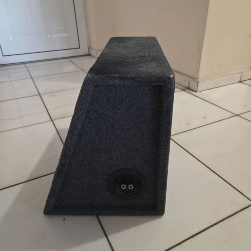 Subwoofer 12" used, made in USA, deep and quality bass