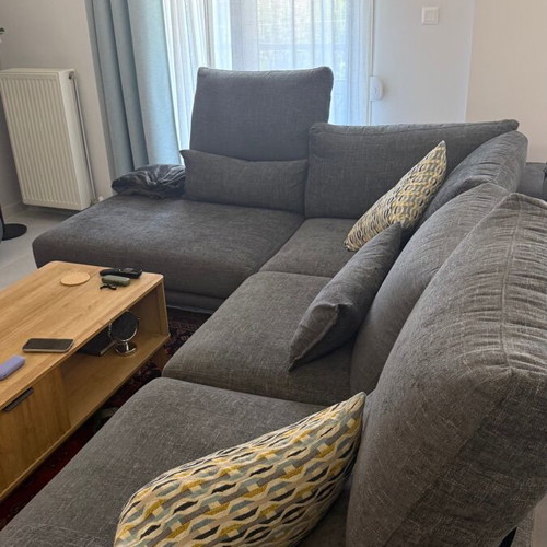 Sofa like new 3m x 2.40m with adjustable back cushions