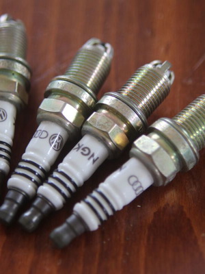 Volkswagen and Audi spark plugs new, set of 8 by NGK