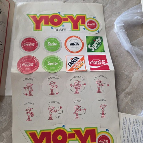 Yo-Yo stickers and various collectibles used