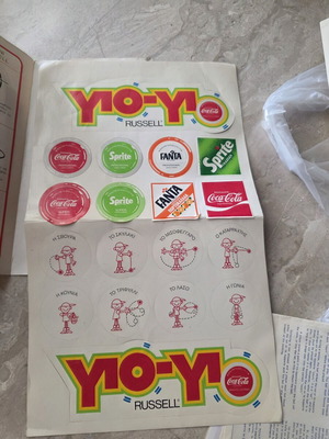 Yo-Yo stickers and various collectibles used