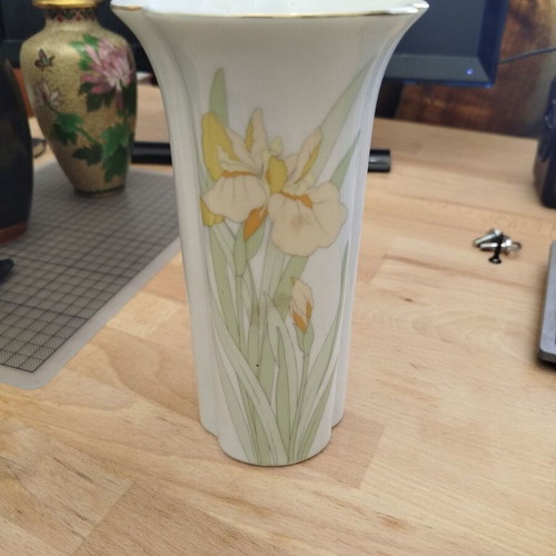 Satsuma Fashion vase like new, height 19cm