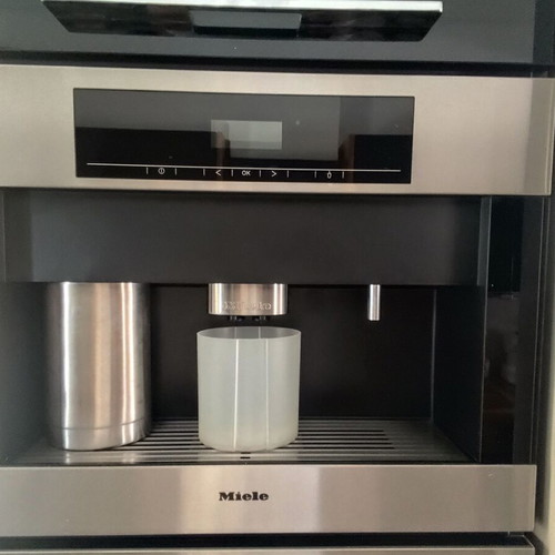 Miele CVA 5060 built-in coffee machine, automatic bean-to-cup