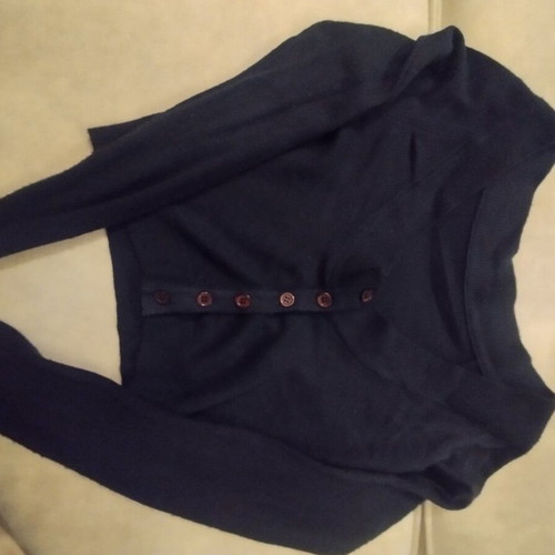Knitted crop top cardigans in dark blue and green, like new