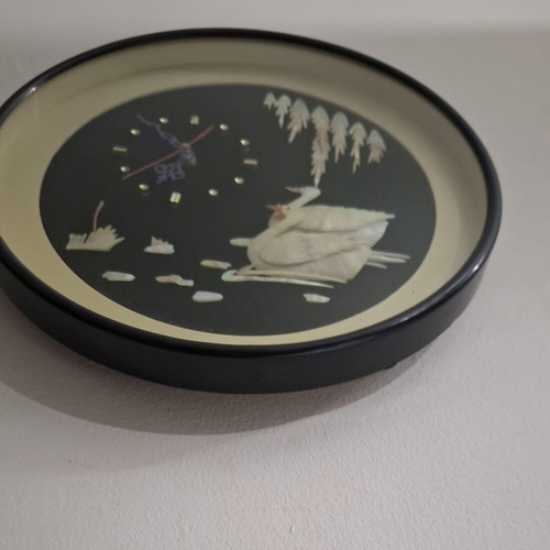 Chinese wall clock 30cm vintage, like new, mother of pearl design