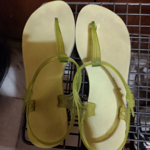Flip-flops size 38 light green like new