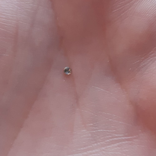Swarovski dental crystal new, transparent 1.7 millimeters
