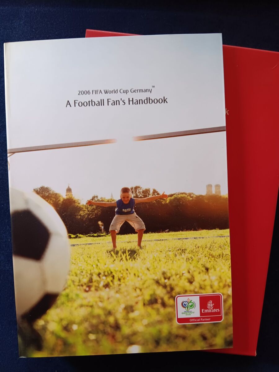 洋書 English Football A Fans'Handbook'00-'01 World Encyclopedia of Sports & Football… - € 30,00 - Vendora.cy