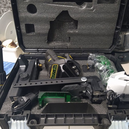 Λειζερ πράσινης δέσμης Stanley Fatmax 3G καινούργιο με ιστό και βαλιτσάκι