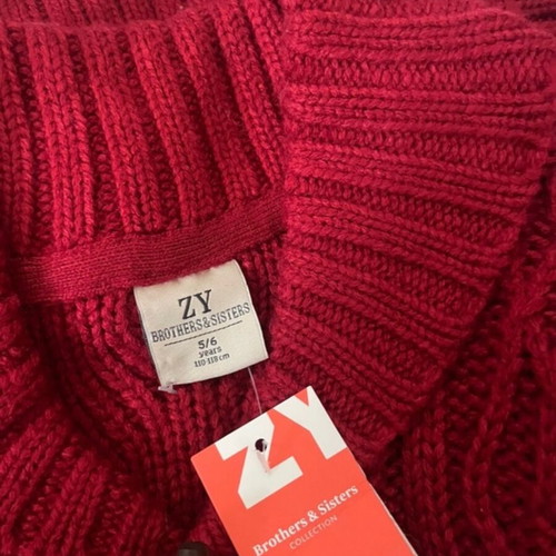 Children's cardigan new, red, age 6, size 116 cm