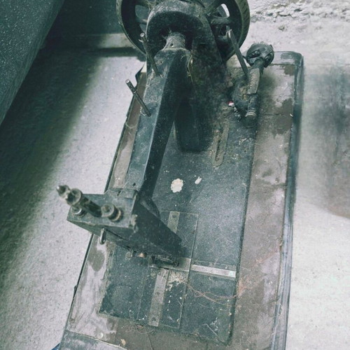 Köhler & Winselmann Maschinenfabrik sewing machine used antique 100 years old