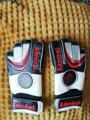 Admiral goalkeeper gloves kids size 6 1/2 like new