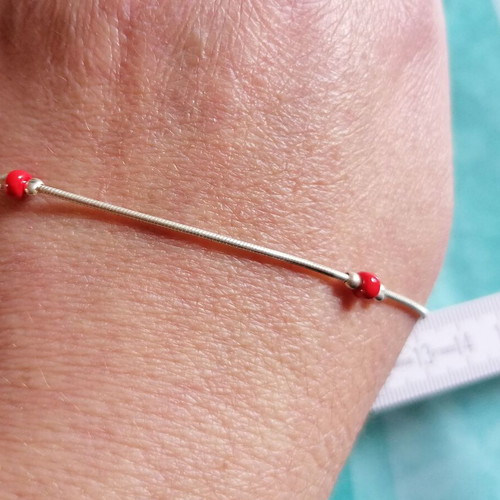 Silver 925 anklet with chain and red beads new